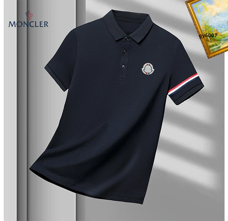 Moncler T-Shirts Sporty 139837