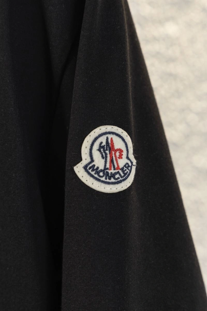 Moncler T-Shirts ComfortFit 142741