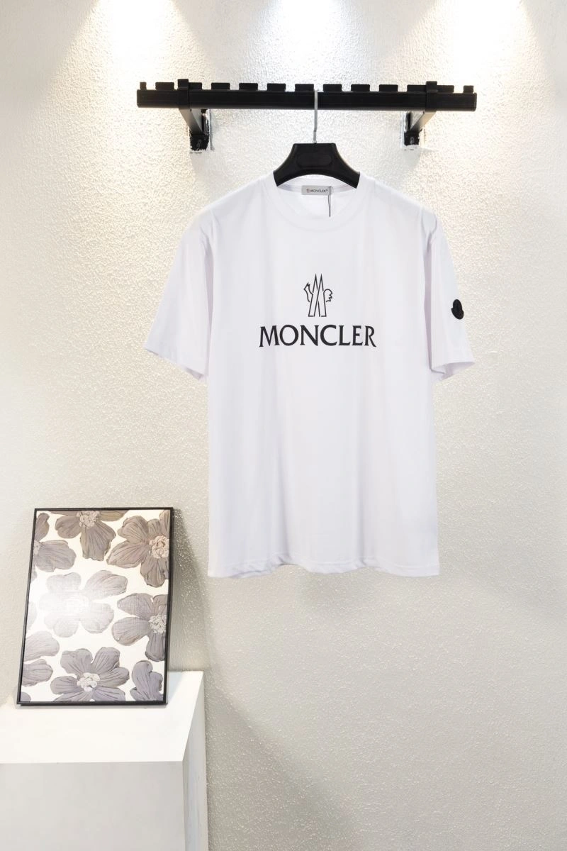 Stretchable Moncler T-Shirts 142737