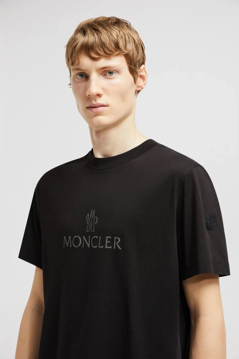 Stretchable Moncler T-Shirts 142737