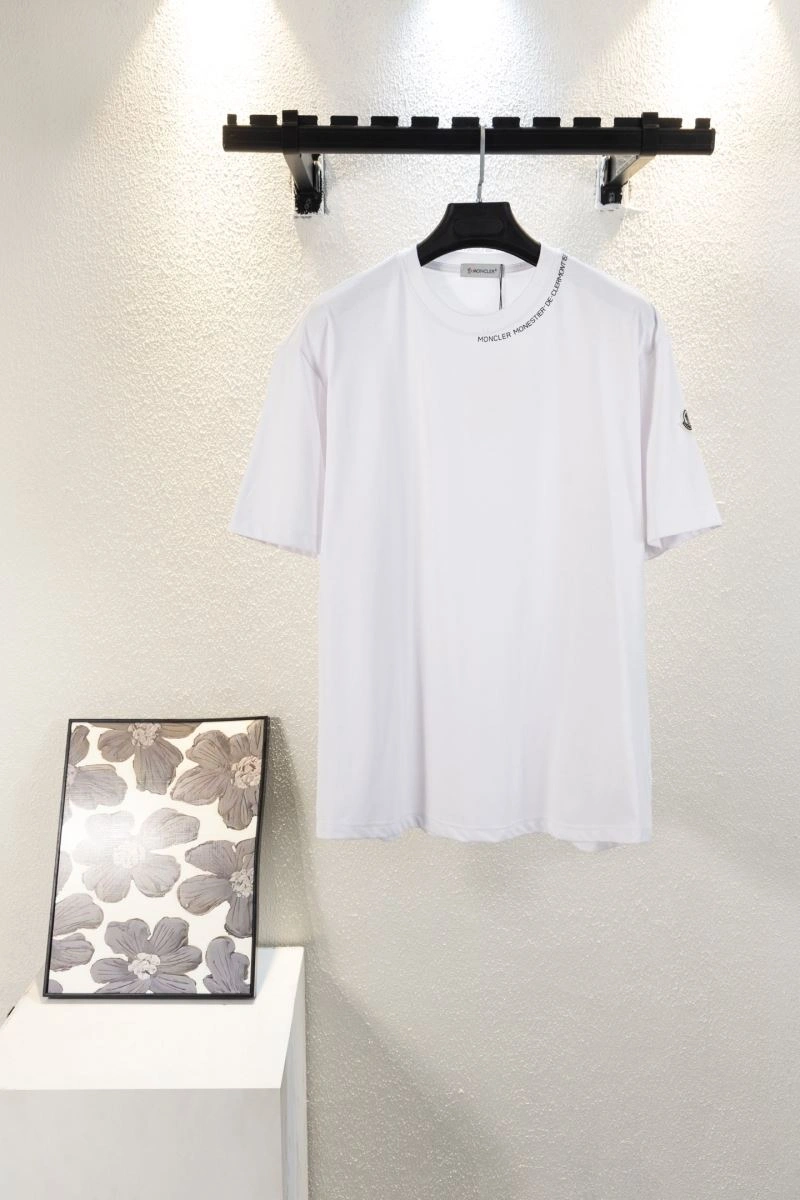 Moncler T-Shirts Timeless 142736