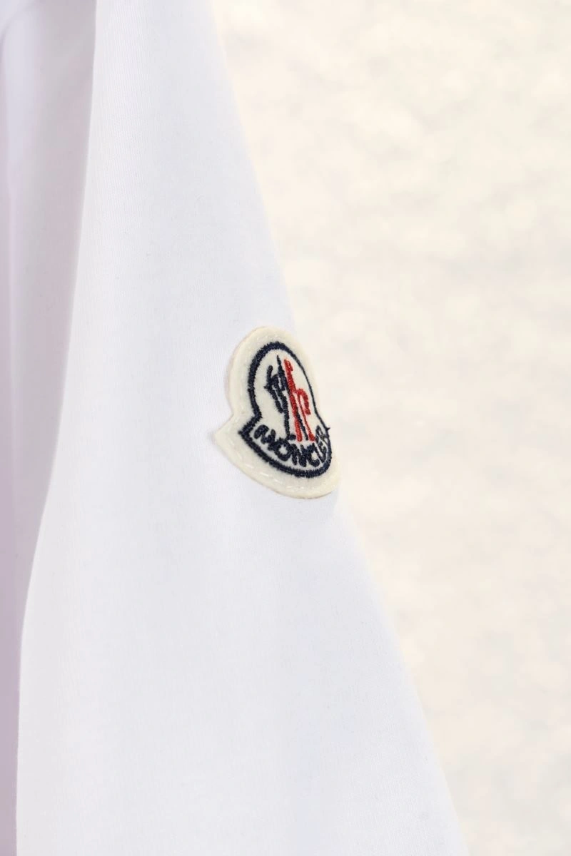 Moncler T-Shirts Timeless 142736