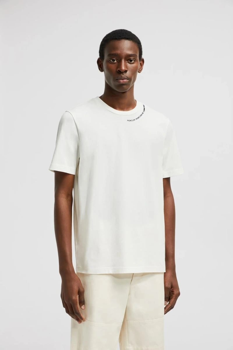 Moncler T-Shirts Timeless 142736