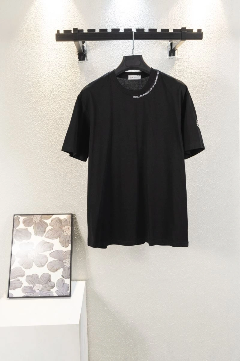 Trendsetting Moncler T-Shirts 142728