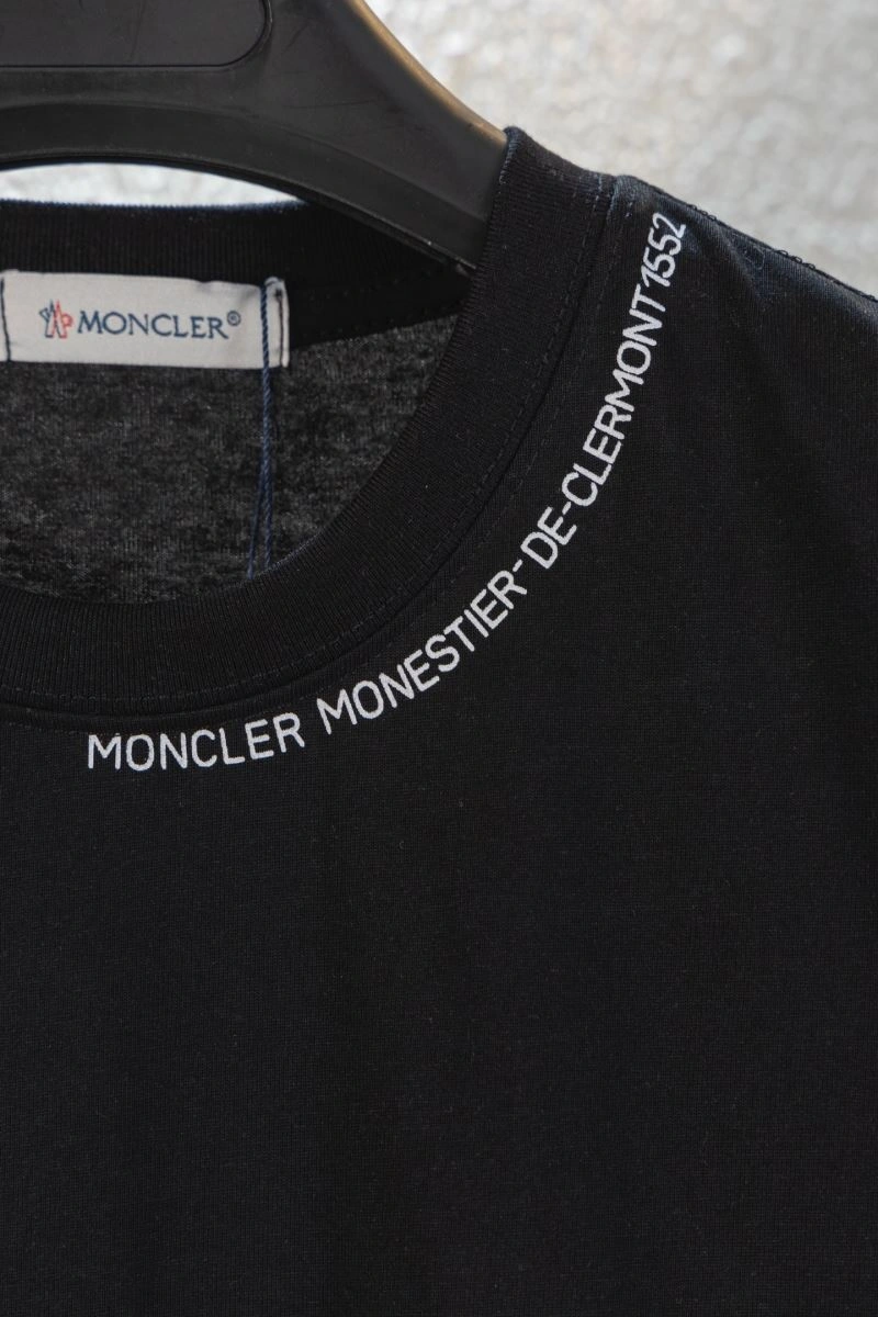 Trendsetting Moncler T-Shirts 142728