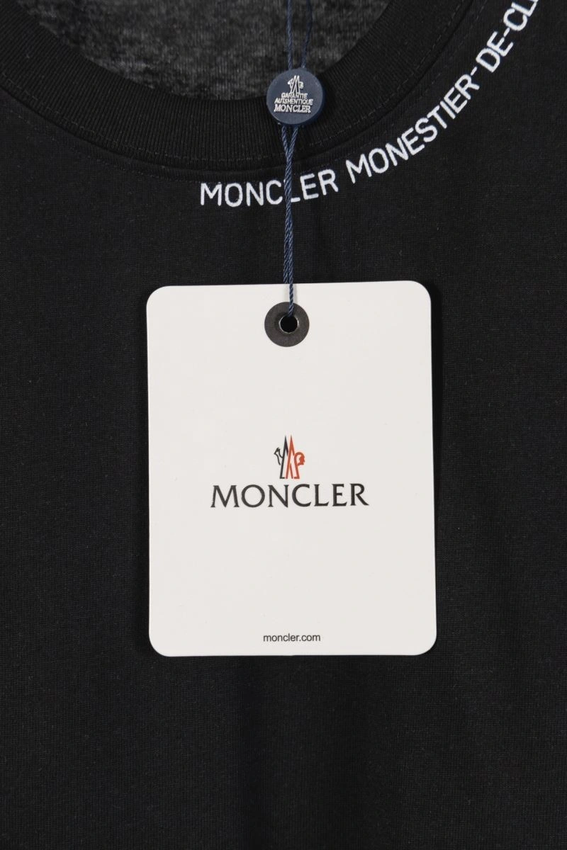 Trendsetting Moncler T-Shirts 142728
