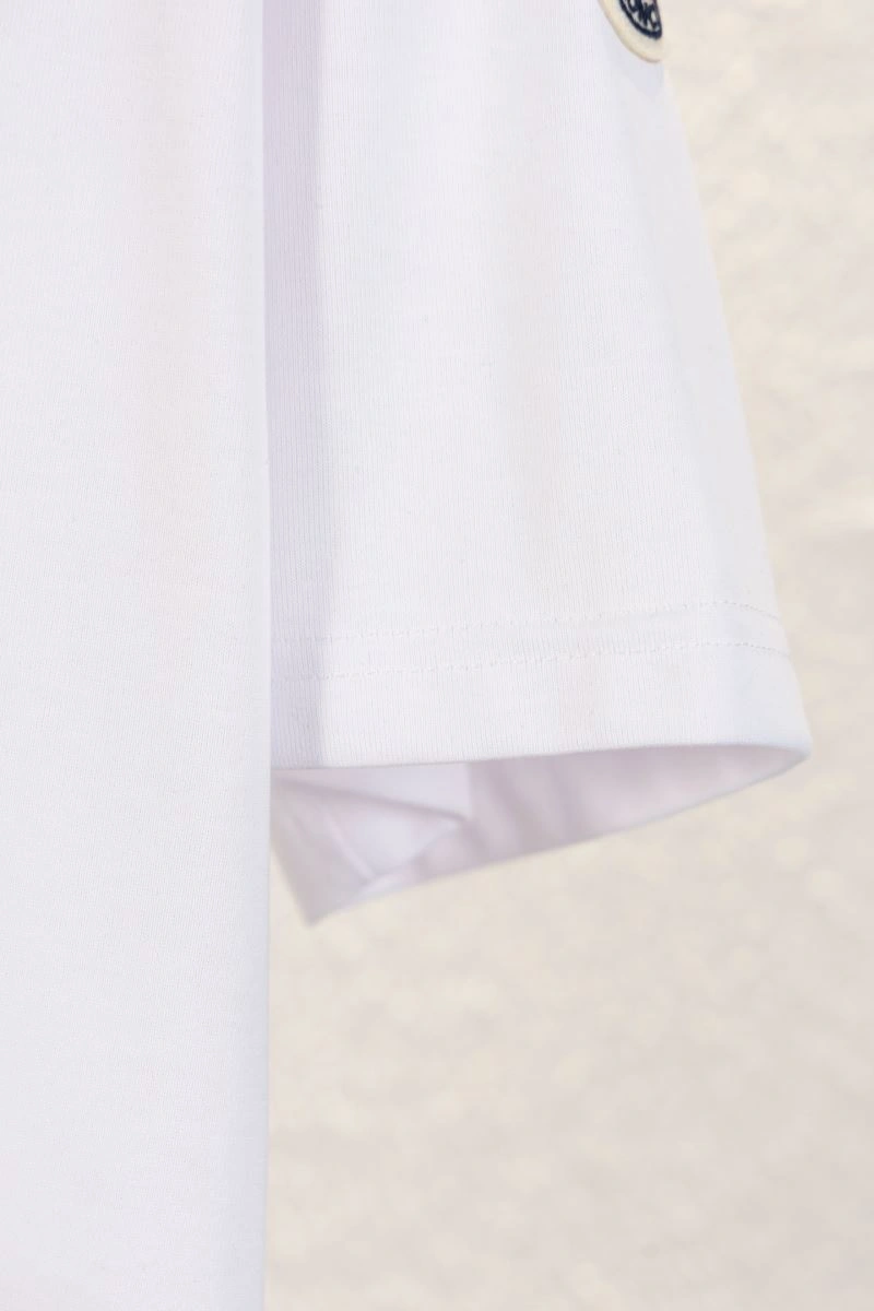 Moncler T-Shirts Neat 142760
