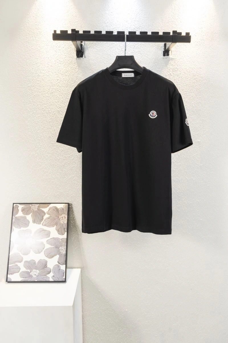 Moncler T-Shirts Functional 142738