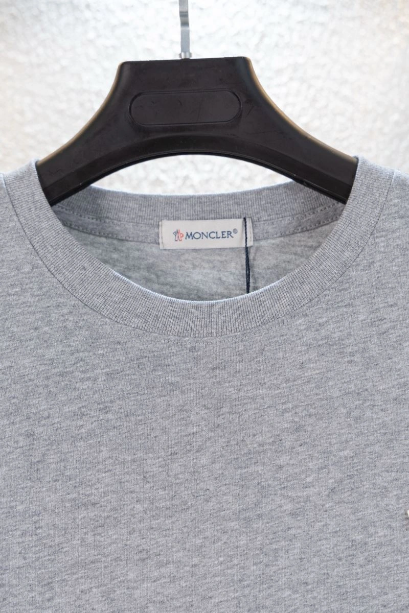 Moncler T-Shirts Classic 142730
