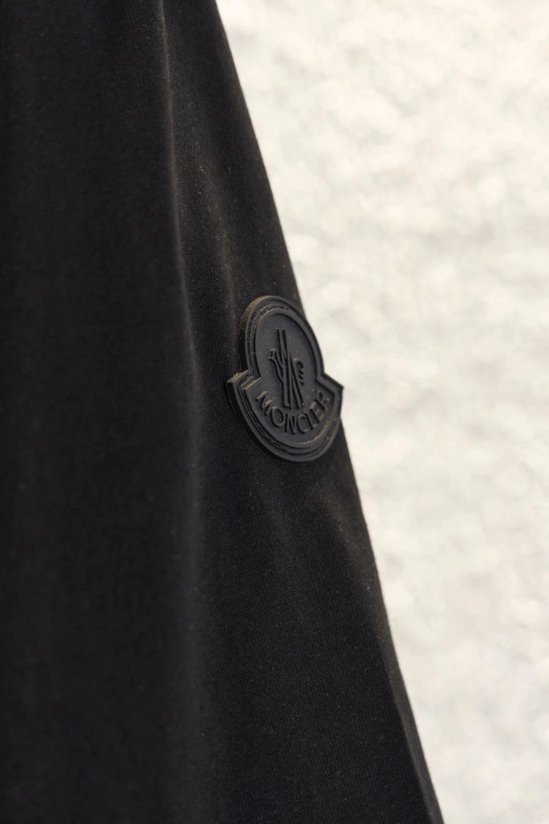 Casual Moncler T-Shirts 142726
