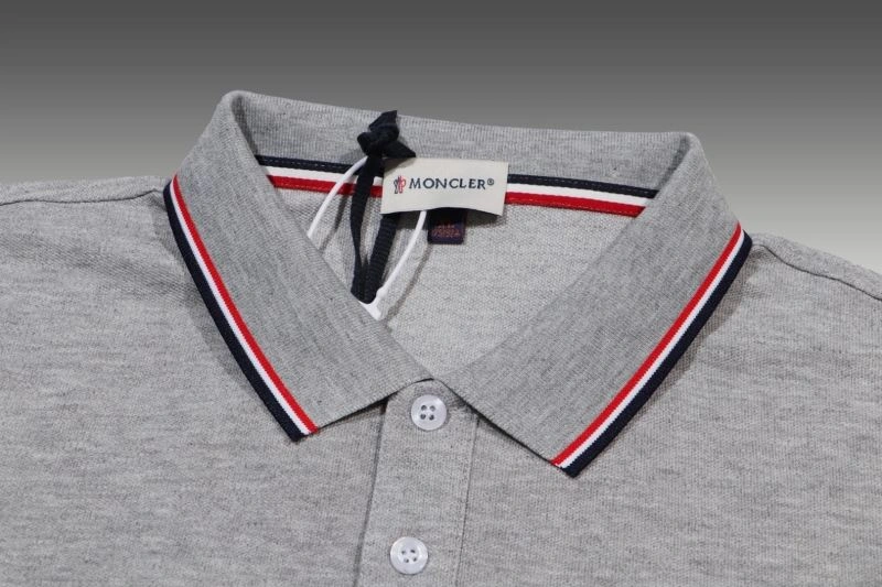 Elegant Moncler T-Shirts 142727