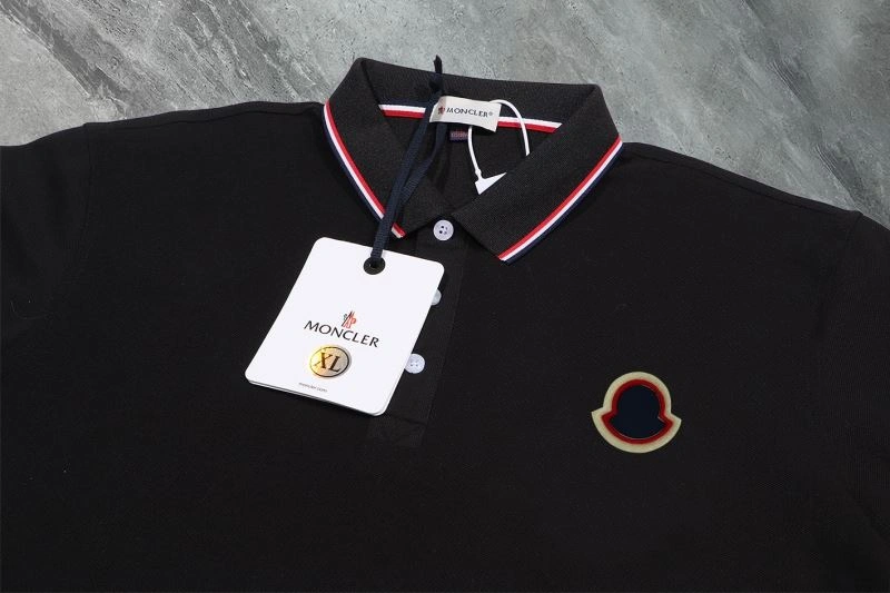 Moncler T-Shirts Breathable 142723