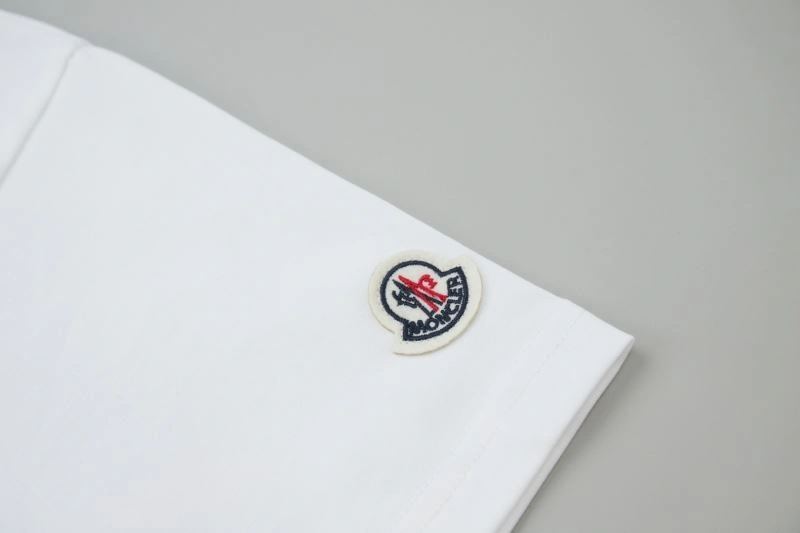 Lightweight Moncler T-Shirts 142720