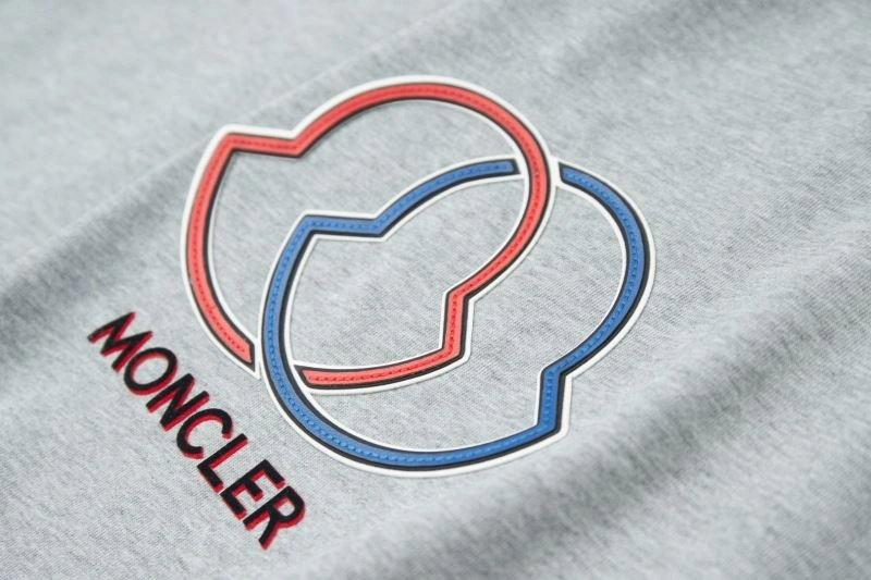 Resilient Moncler T-Shirts 142715
