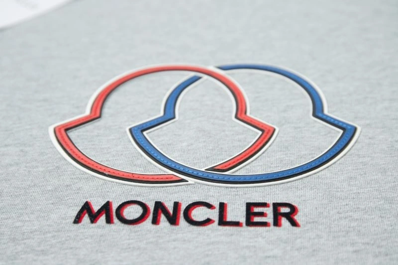 Resilient Moncler T-Shirts 142715