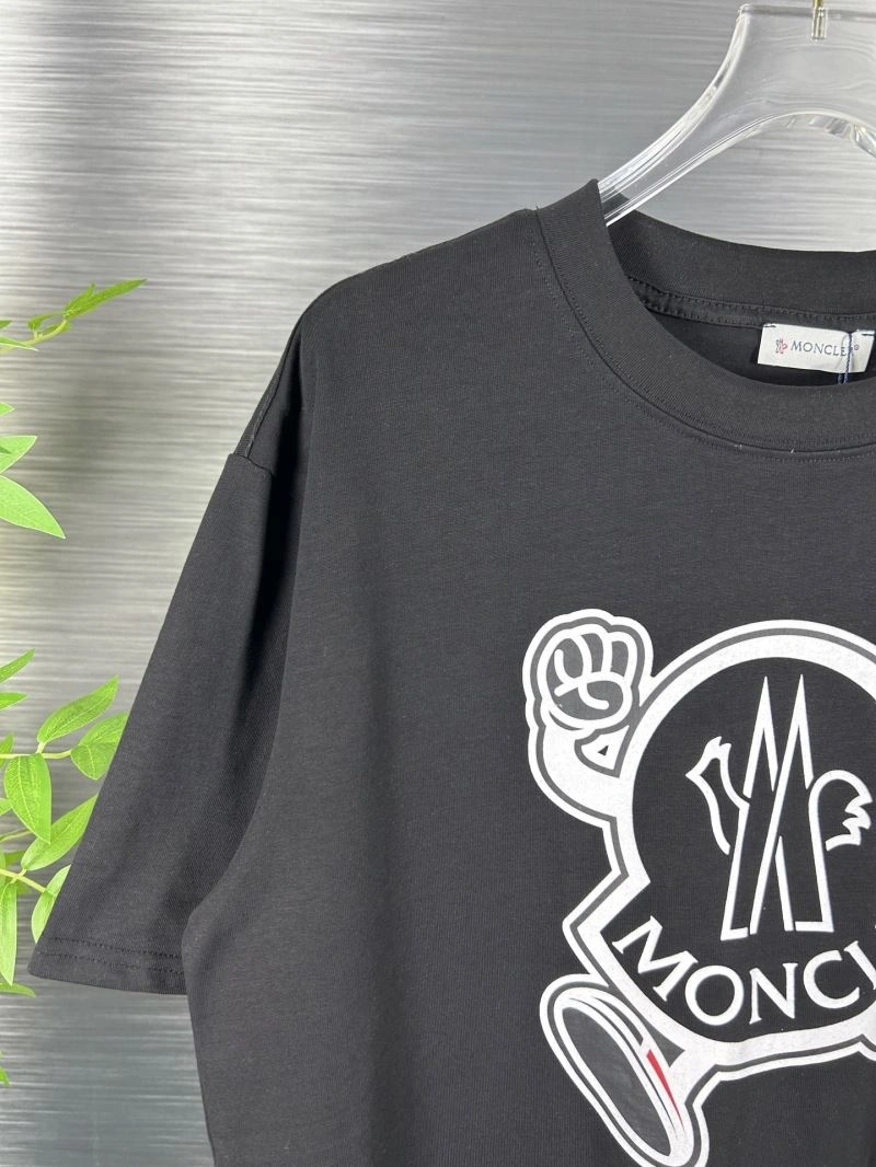 ComfortFit Moncler T-Shirts 142697