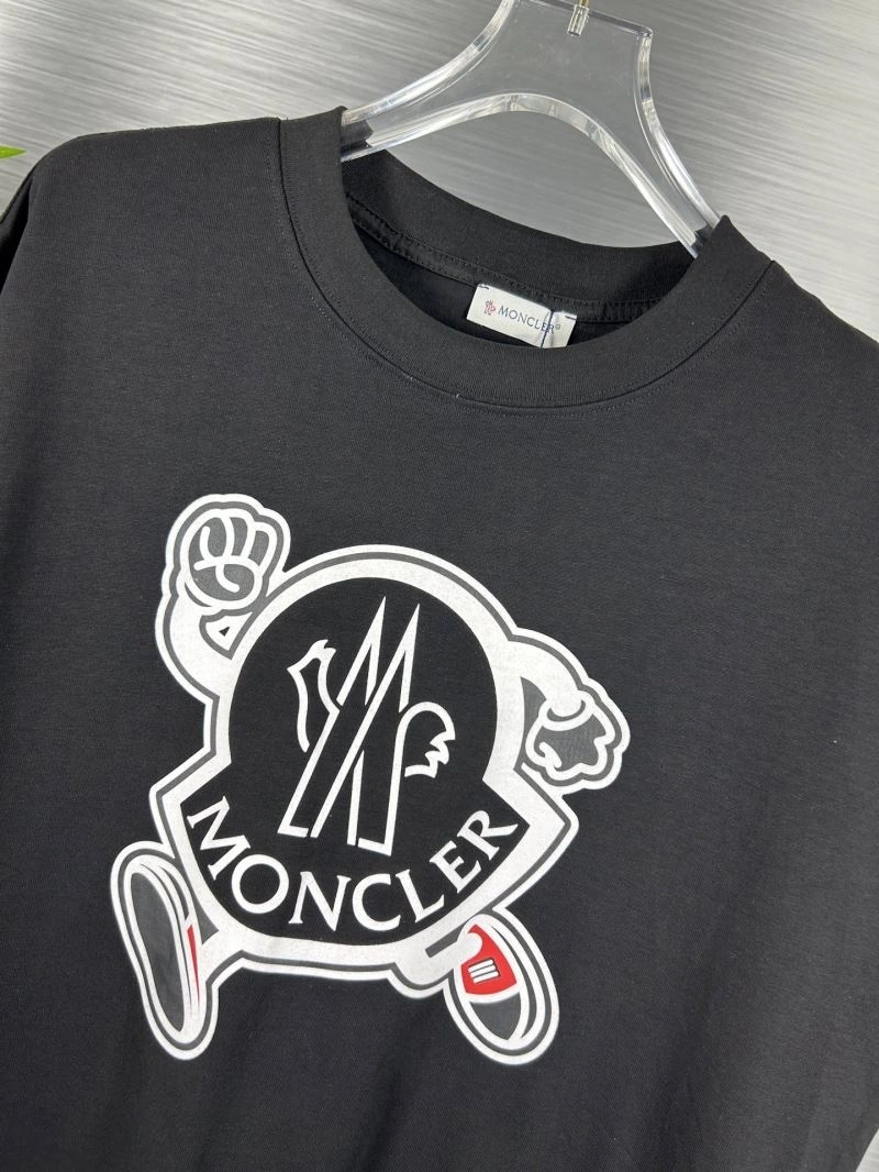 ComfortFit Moncler T-Shirts 142697