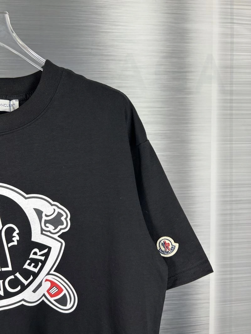 ComfortFit Moncler T-Shirts 142697