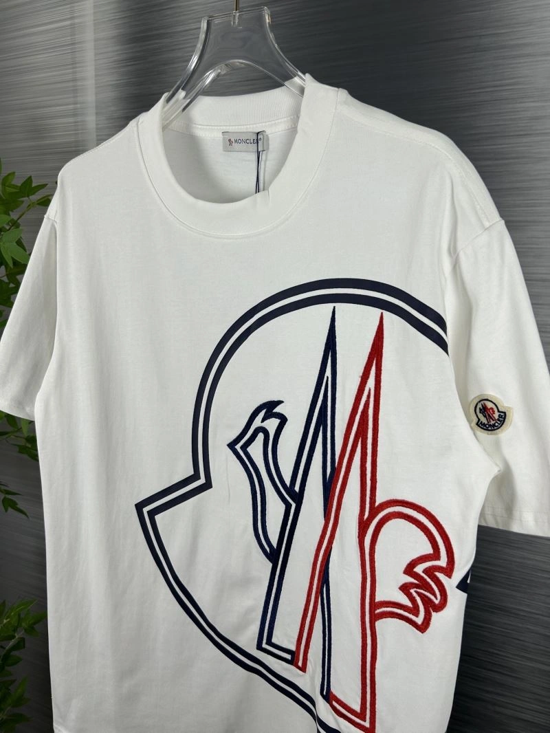 Moncler T-Shirts WeatherProof 142708