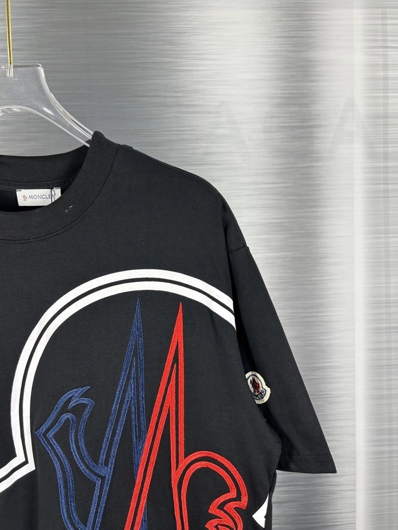 Moncler T-Shirts FlexibleFit 142695