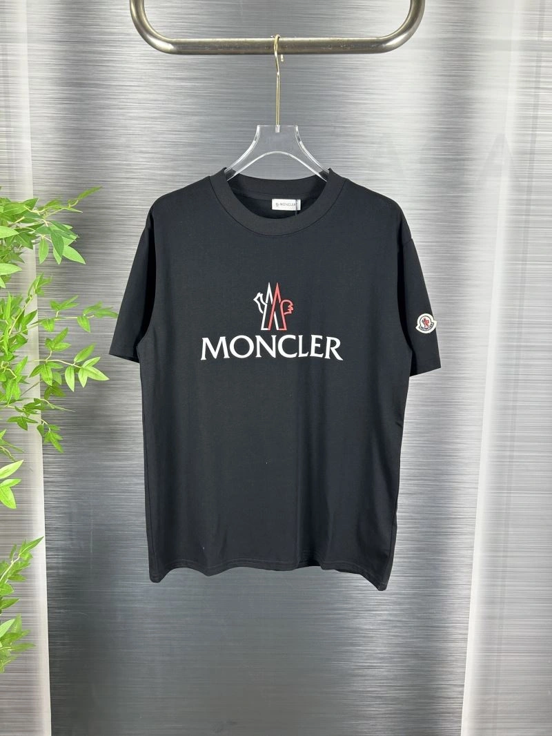 Bright Moncler T-Shirts 142685