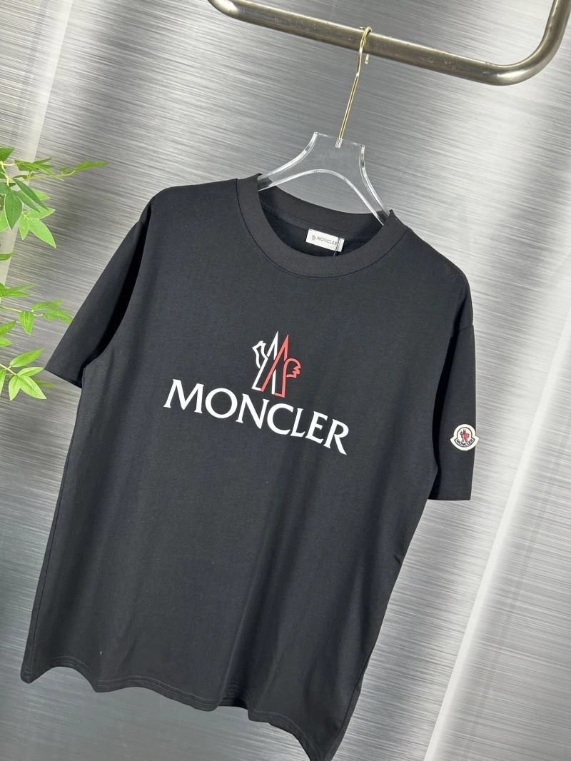 Bright Moncler T-Shirts 142685