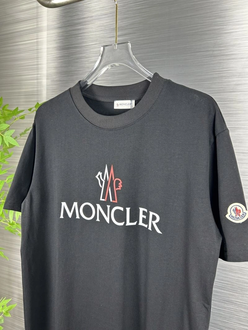 Bright Moncler T-Shirts 142685