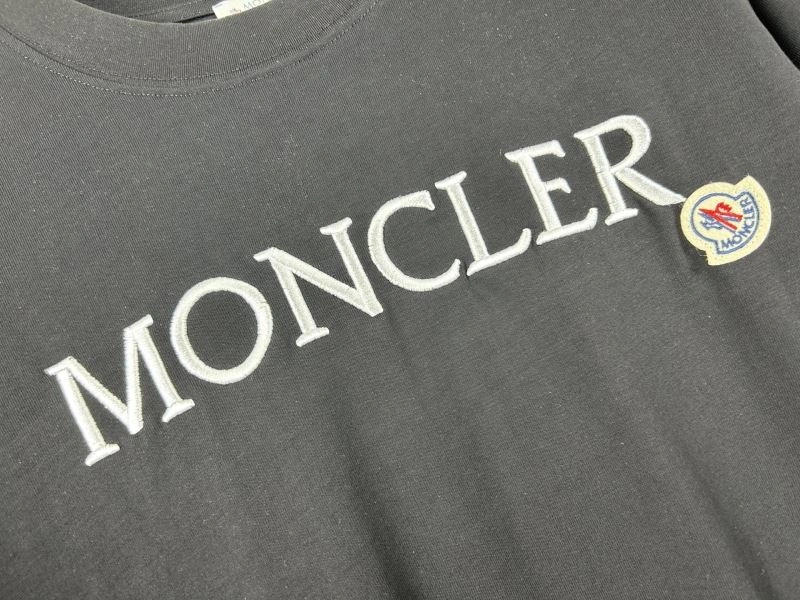 ZeroBulk Moncler T-Shirts 142681