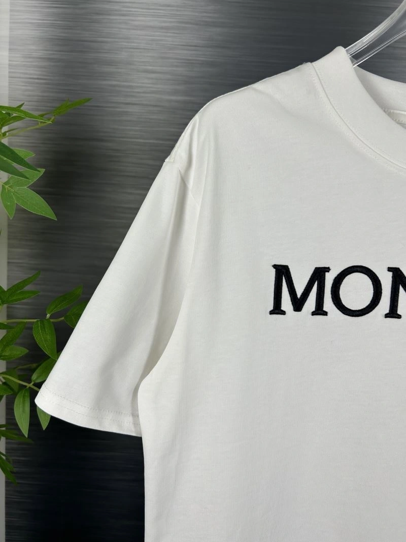 Moncler T-Shirts Flexible 142677