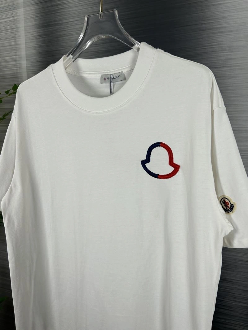 Vibrant Moncler T-Shirts 142678