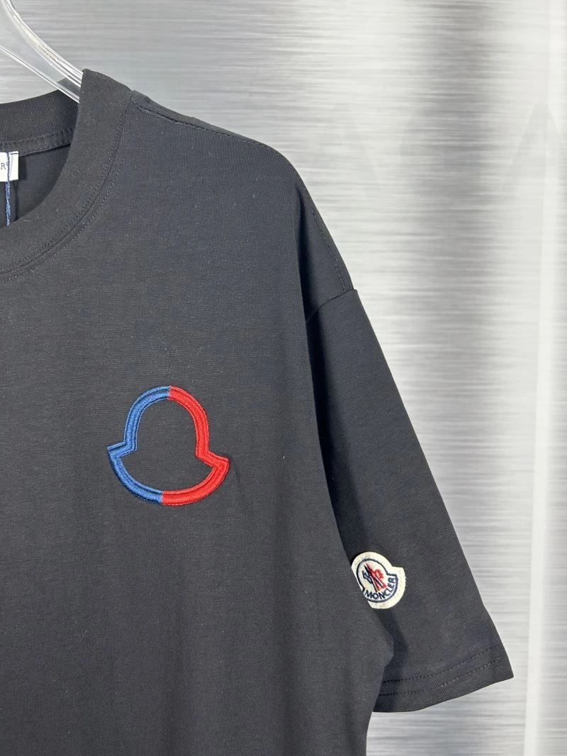 Moncler T-Shirts Flexible 142676