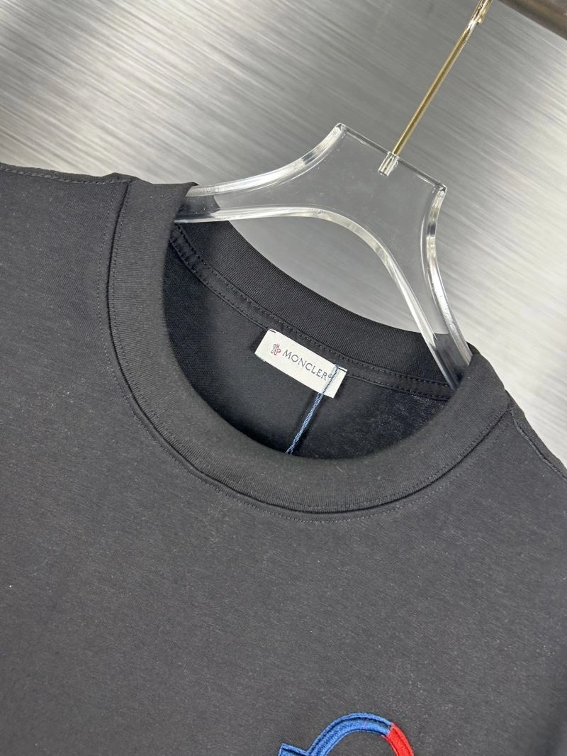 Moncler T-Shirts Flexible 142676
