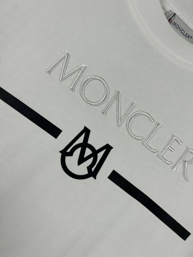 Chic Moncler T-Shirts 142672