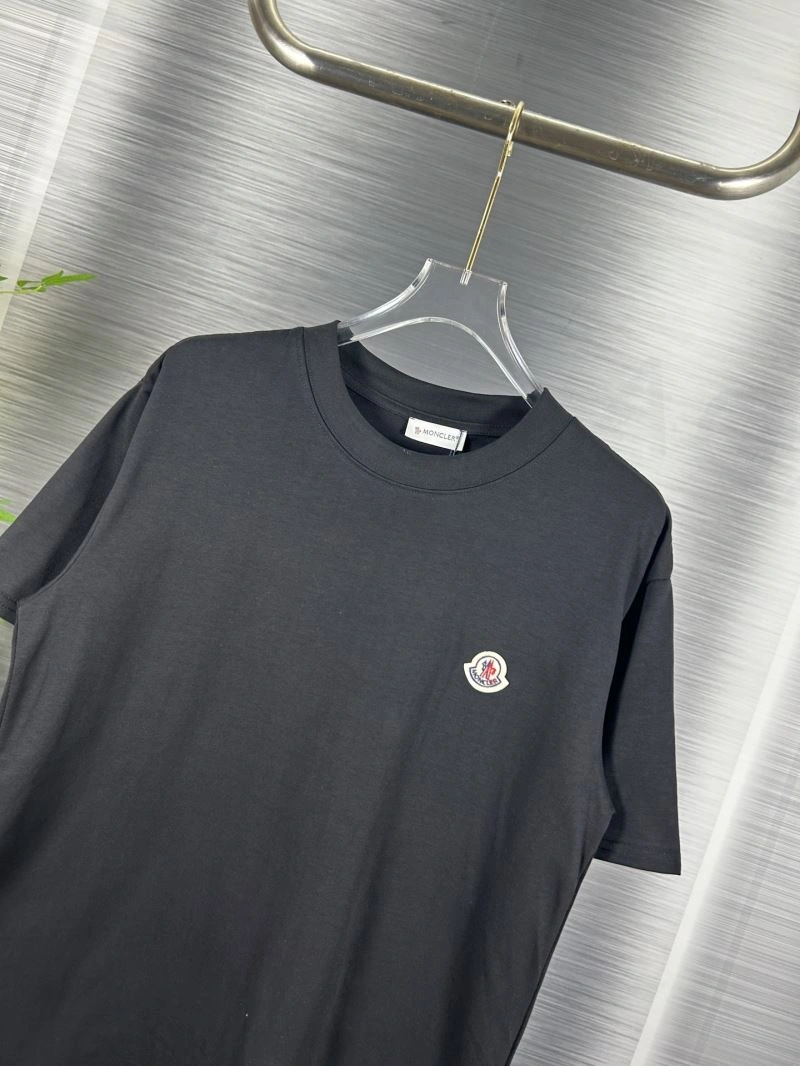 Moncler T-Shirts ComfortFit 142662