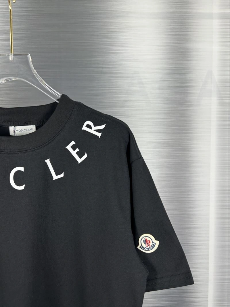 Versatile Moncler T-Shirts 142656