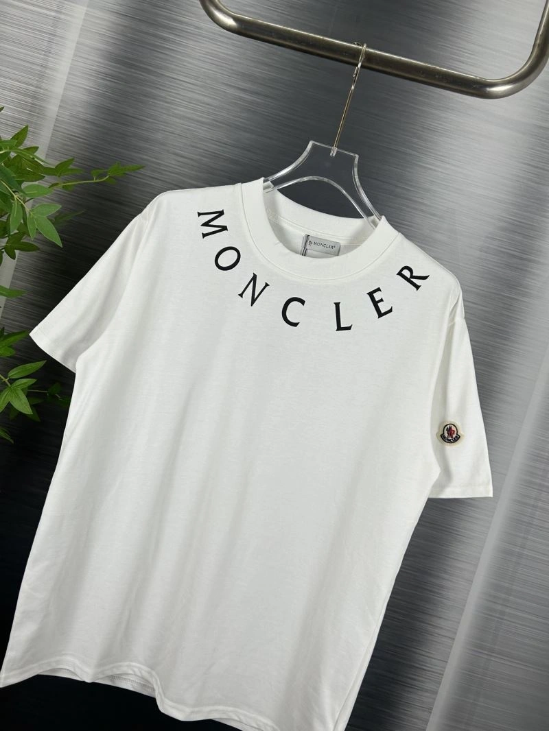 Upgraded Moncler T-Shirts 142659