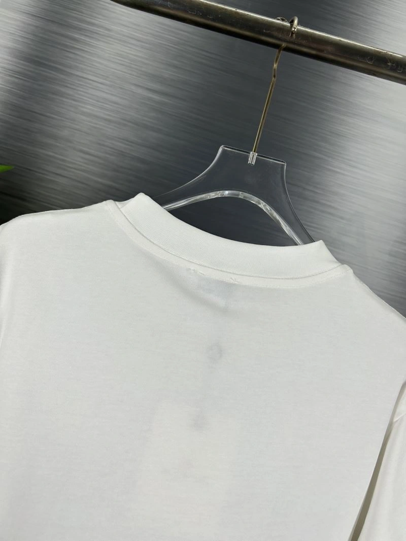 WellDesigned Moncler T-Shirts 142675