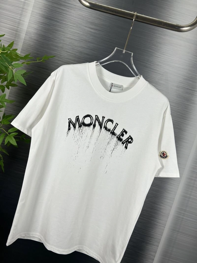 Packable Moncler T-Shirts 142671
