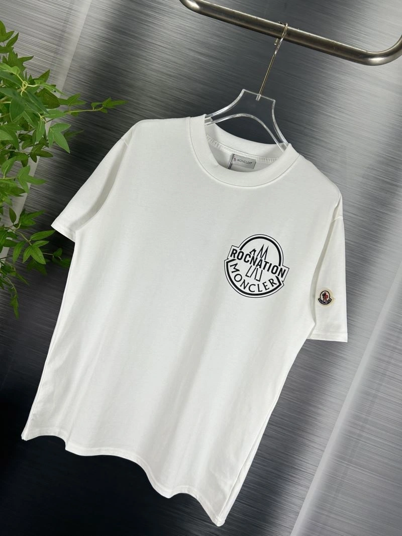 ComfortFit Moncler T-Shirts 142665