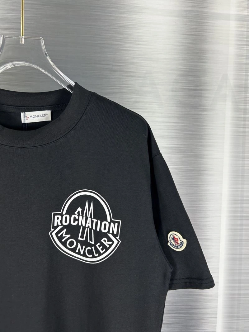 Versatile Moncler T-Shirts 142660