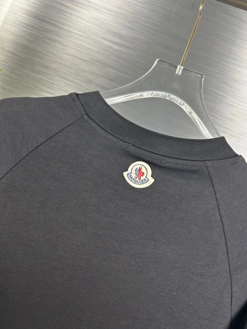 Soft Moncler T-Shirts 142658