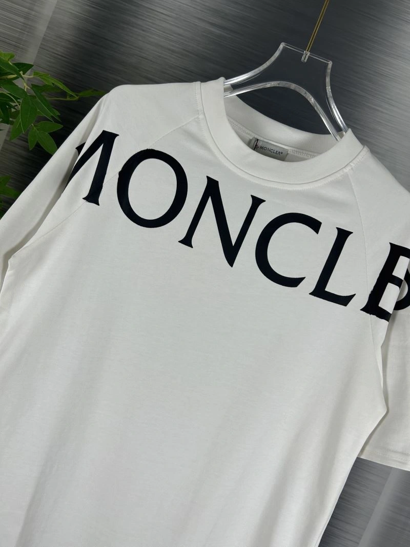 Moncler T-Shirts AllSeason 142654