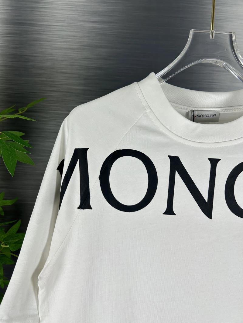 Moncler T-Shirts AllSeason 142654