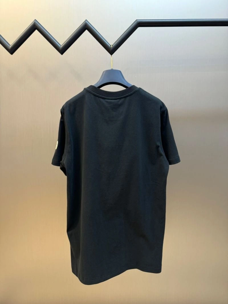 Moncler T-Shirts Minimalist 142653