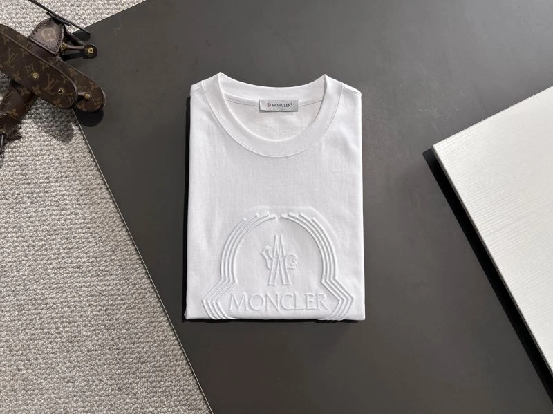 Flexible Moncler T-Shirts 142648