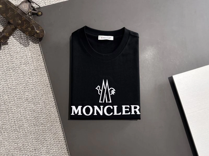 Reliable Moncler T-Shirts 142641