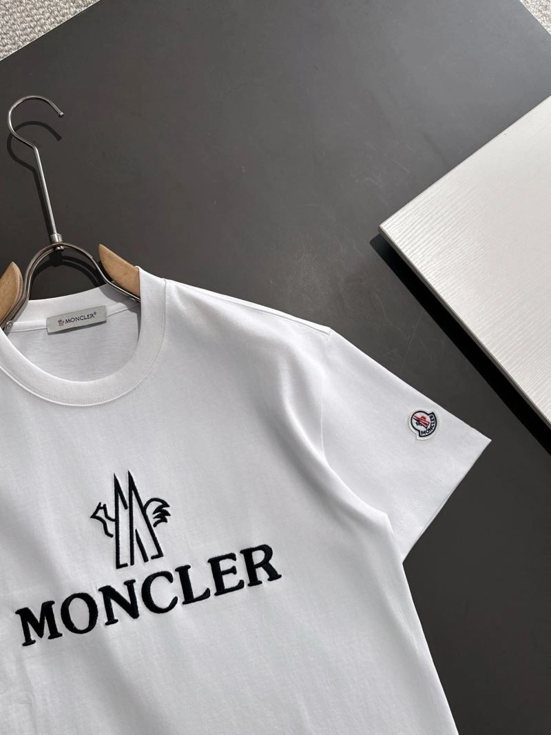 WaterResistant Moncler T-Shirts 142640