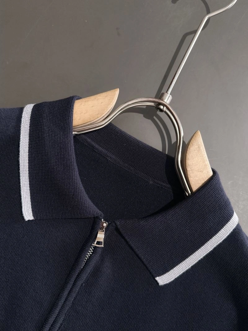 Sporty Moncler T-Shirts 142652