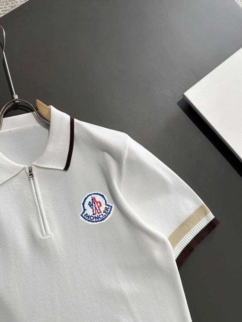 Moncler T-Shirts Flexible 142639