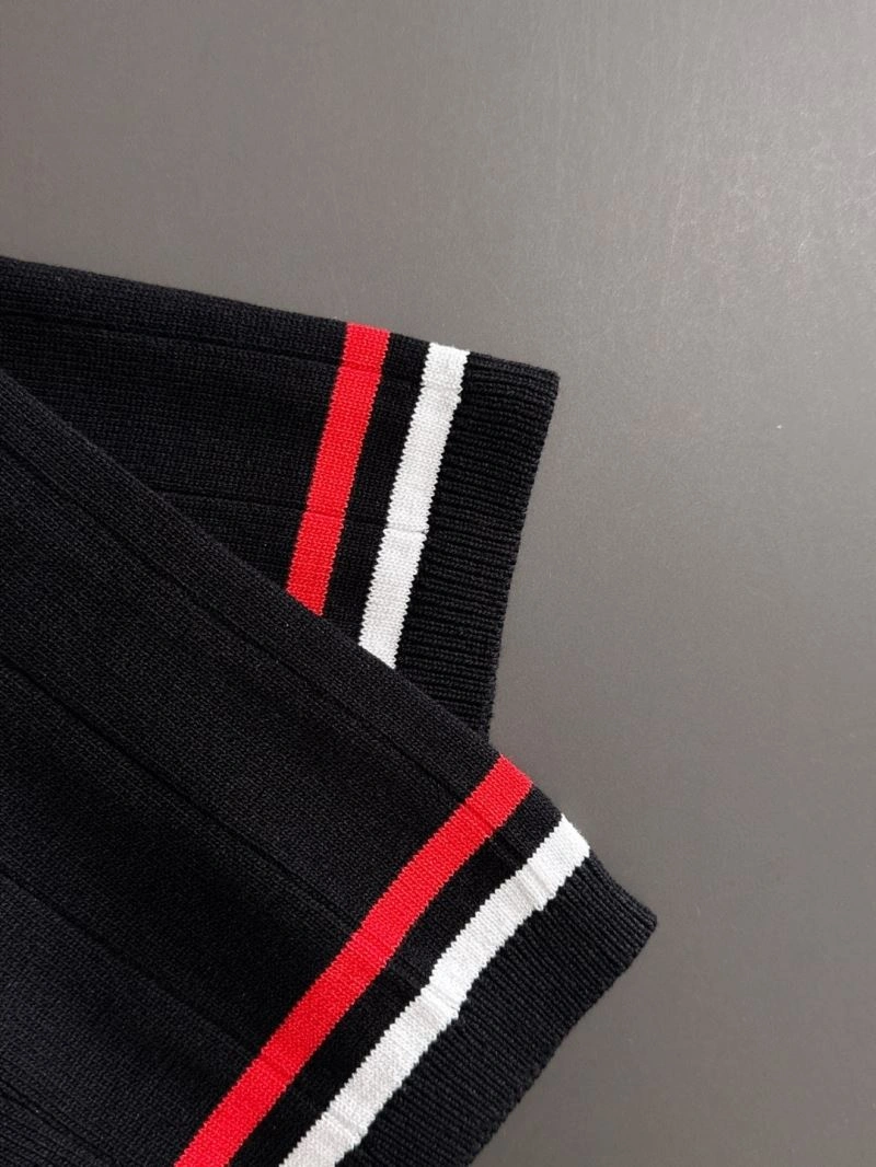 Durable Moncler T-Shirts 142657